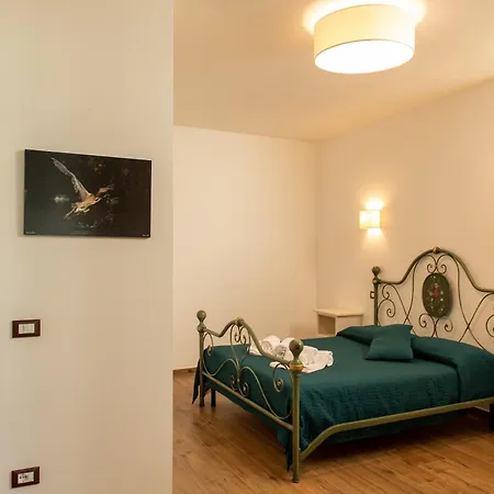 La Frusta Villa *